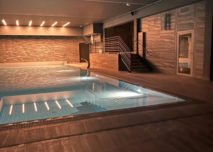 Kapitańskie Kasprowicza 20b Basen Sauny Jacuzzi Grota Solna Siłownia