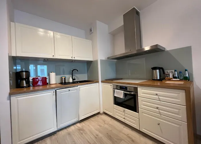 Kapitańskie Kasprowicza 20b Basen Sauny Jacuzzi Grota Solna Siłownia Kołobrzeg